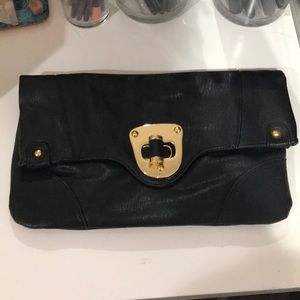 Black clutch